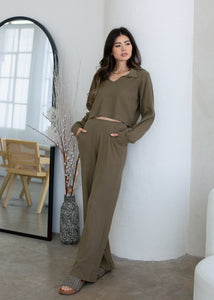 organic thermal wide leg pant in olive